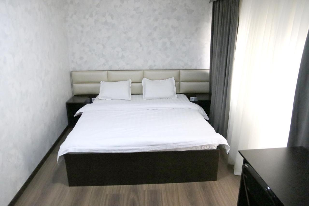 Orion Hotel Ташкент Екстериор снимка
