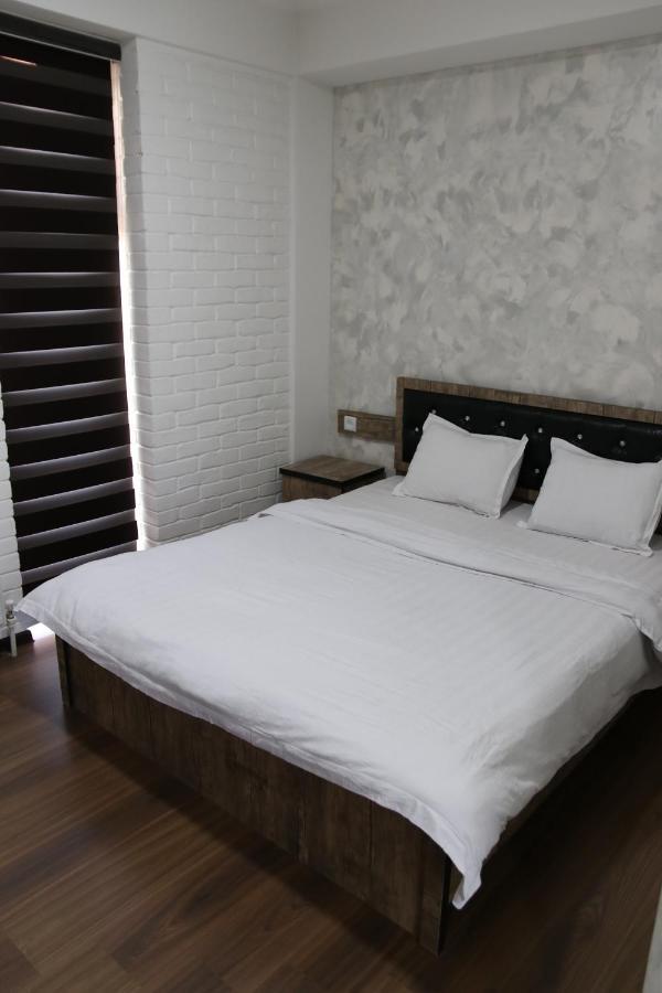 Orion Hotel Ташкент Екстериор снимка