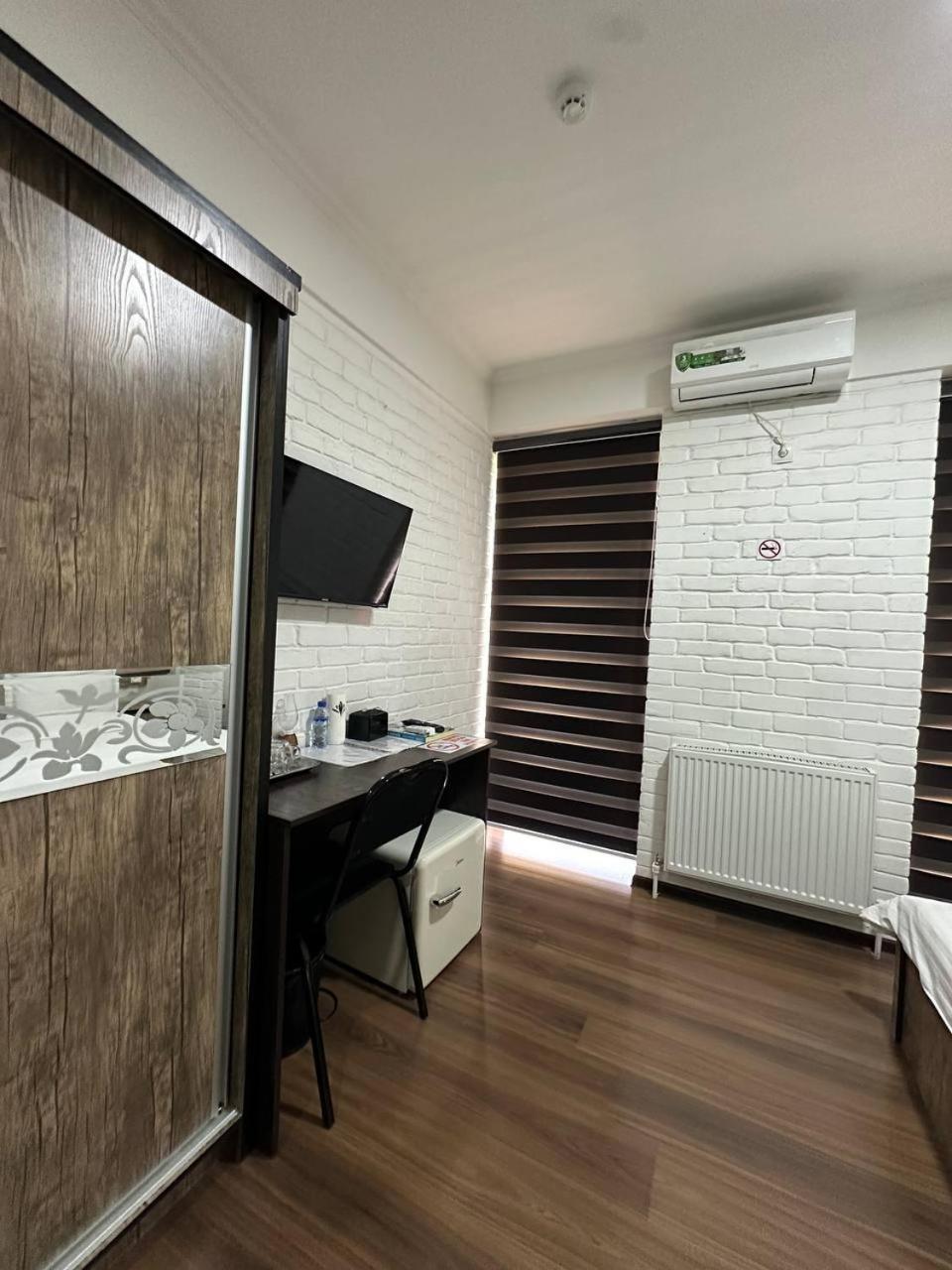 Orion Hotel Ташкент Екстериор снимка